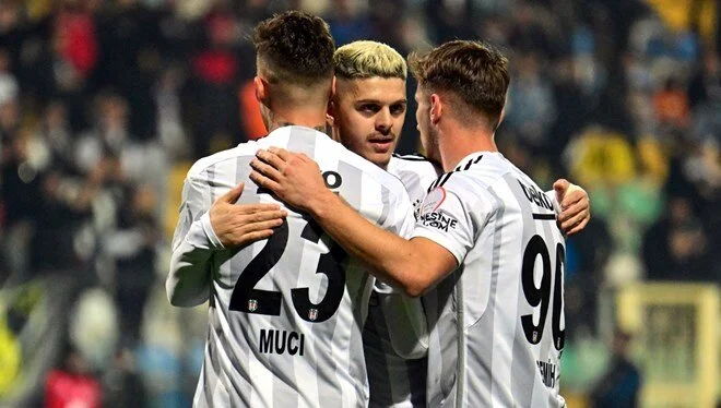 Beşiktaş derbiye moralli gidiyor