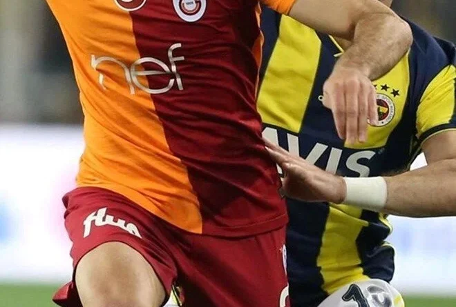 Galatasaray ve Fenerbahçe'nin yeni transferleri Süper Kupa'da forma giyebilecek