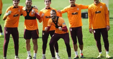 Takım arkadaşlarından Icardi'ye doğum günü kutlaması