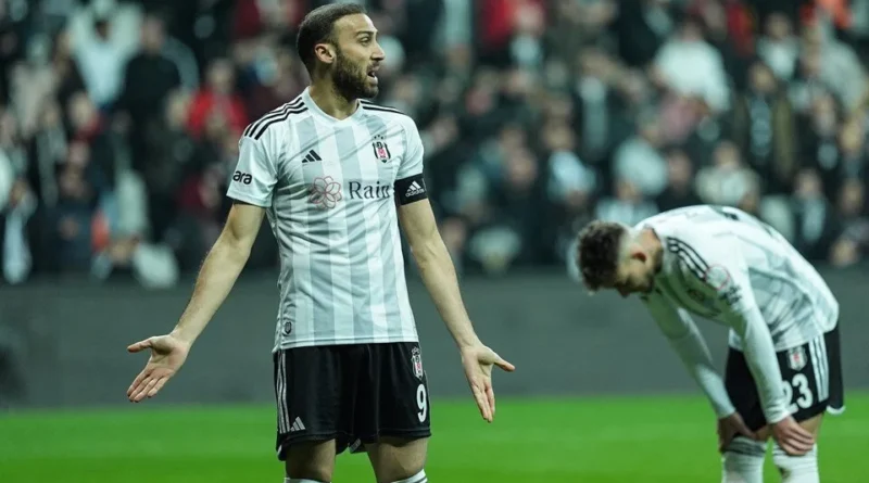 Beşiktaş, evinde Antalyaspor'a kaybetti