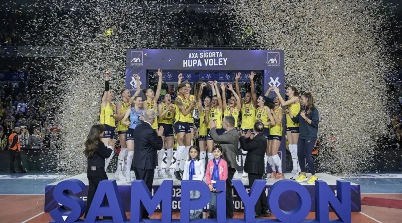 AXA Sigorta Kadınlar Kupa Voley şampiyonu Fenerbahçe Opet oldu