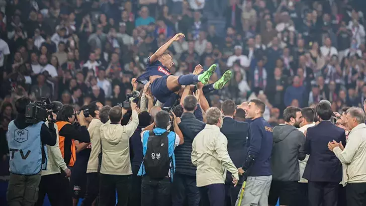 Kylian Mbappe veda etti