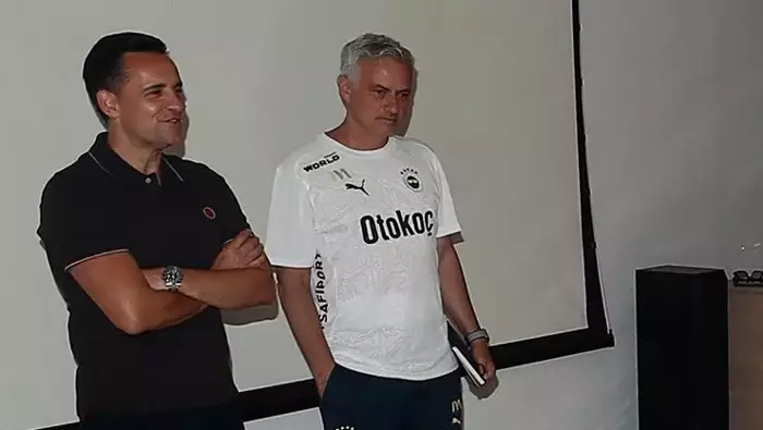 İşte Mourinho'nun Fenerbahçe'ye son sürprizi